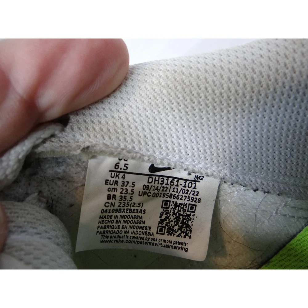 Nike Sport‎ Shoes DH3161 101 White Lace Up Sneakers Youth Size 6.5